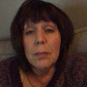 Meet your Posher, Roxanne